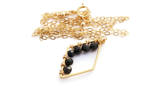 Minimalist Diamond Shaped Pendant Black Spinel